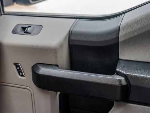 Used 2018 Ford F150 XLT RWD image 24