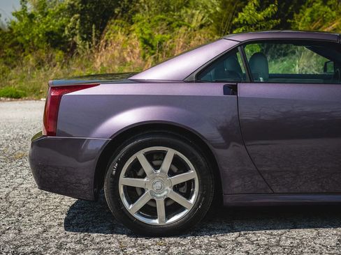 Used 2004 Cadillac XLR image 80