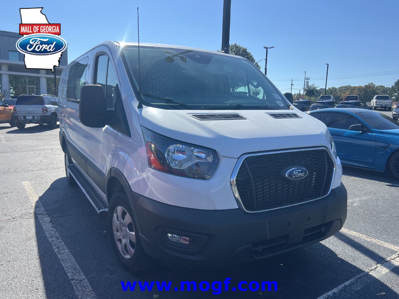 Used 2025 Ford Transit 250 Low Roof w/ Exterior Upgrade Package RWD image 1