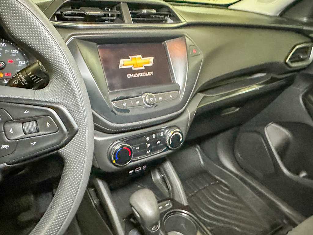 Used 2021 Chevrolet TrailBlazer LS AWD/4WD image 27