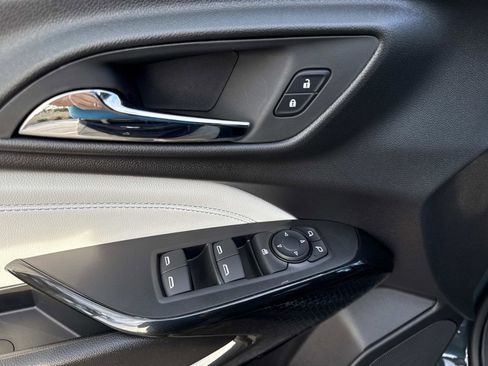 New 2026 Chevrolet Trax LT w/ Sunroof Package FWD image 18