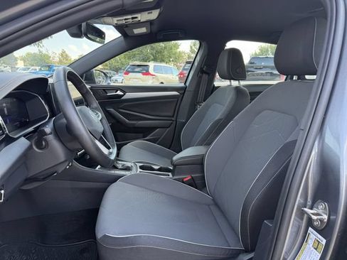 Used 2025 Volkswagen Jetta Sport FWD image 22