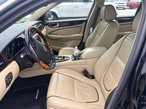 Used 2008 Jaguar XJ8 RWD image 7