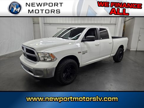 Used 2019 RAM 1500 Classic SLT RWD image 1