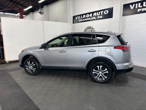 Used 2018 Toyota RAV4 LE w/ All Weather Liner Package AWD/4WD image 8