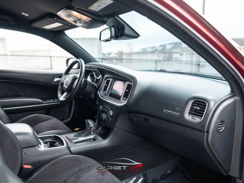Used 2019 Dodge Charger Scat Pack w/ Technology Group image 15