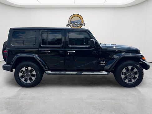 Used 2020 Jeep Wrangler Unlimited Sahara w/ Dual Top Group AWD/4WD image 22