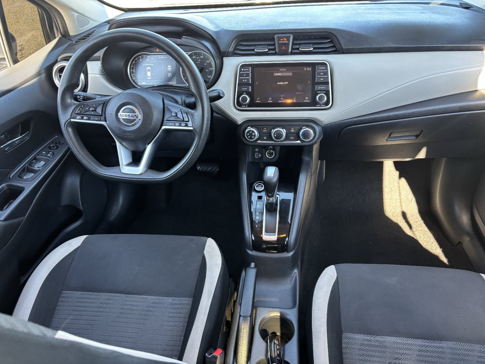 Used 2021 Nissan Versa SV FWD image 15
