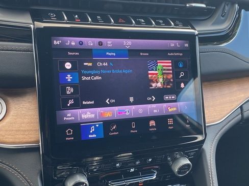 New 2025 Jeep Grand Cherokee L Summit image 22