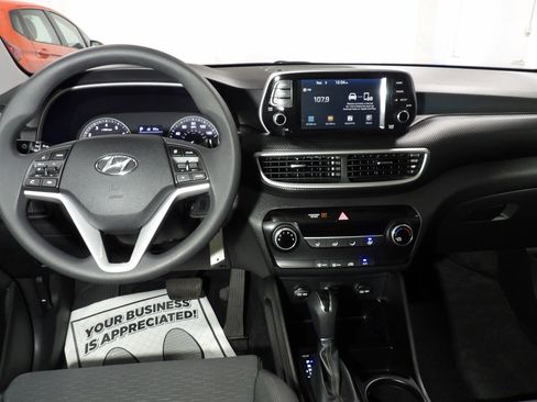 Used 2020 Hyundai Tucson SE image 12