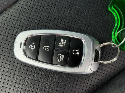 Used 2023 Hyundai Santa Fe SEL w/ Premium Package image 35