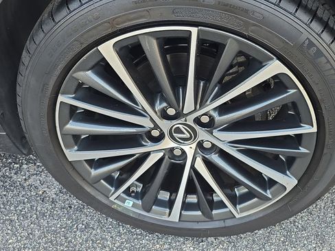 Used 2024 Lexus ES 350 w/ Premium Package image 6