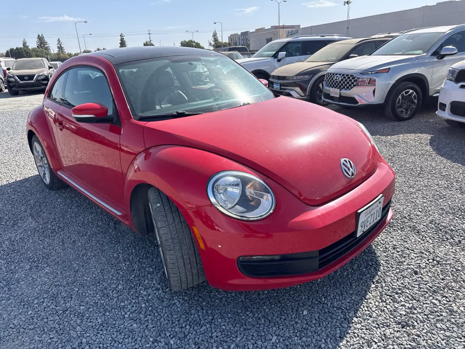 Used 2013 Volkswagen Beetle 2.5 FWD image 3