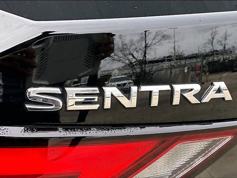 Certified 2024 Nissan Sentra SV image 30