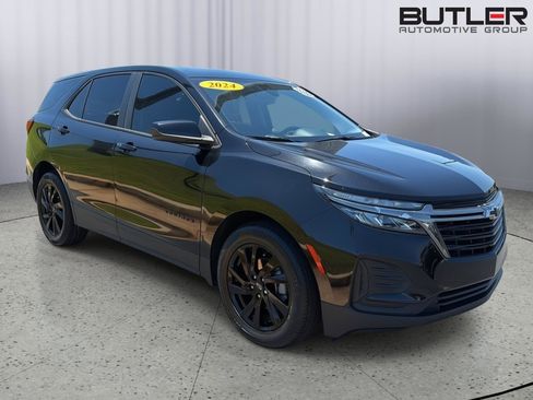 Used 2024 Chevrolet Equinox LS w/ LS Convenience Package FWD image 8