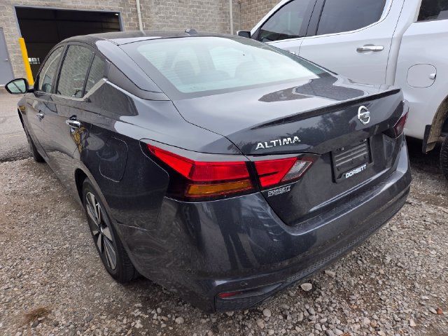 Used 2022 Nissan Altima 2.5 SV FWD image 7