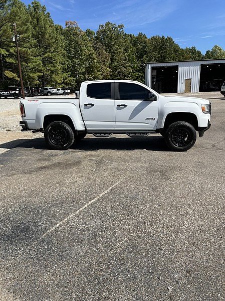 Used 2021 GMC Canyon AT4 w/ Driver Alert Package AWD/4WD image 8