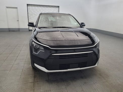 Used 2023 Kia Niro LX FWD image 14