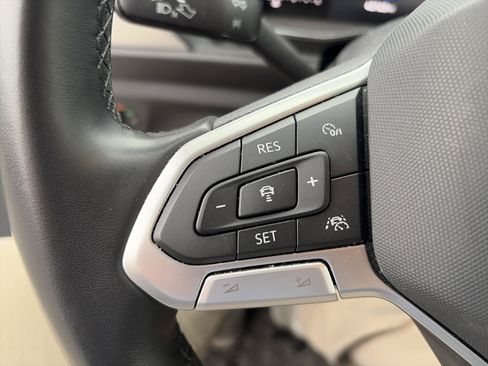 Used 2023 Volkswagen Jetta Sport image 21