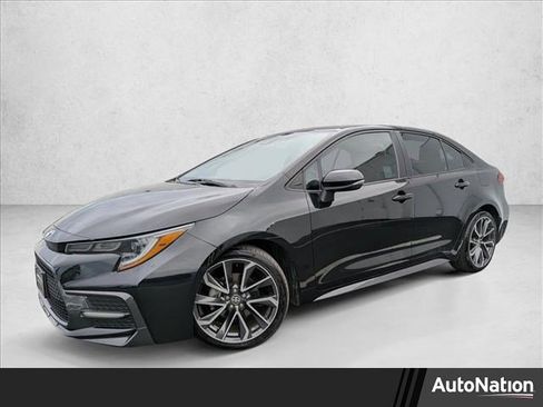 Used 2020 Toyota Corolla XSE image 1