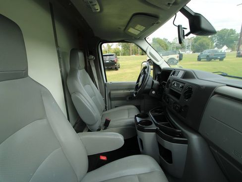 Used 2026 Ford E-350 and Econoline 350 Super Duty w/ Power Equipment Group RWD image 17