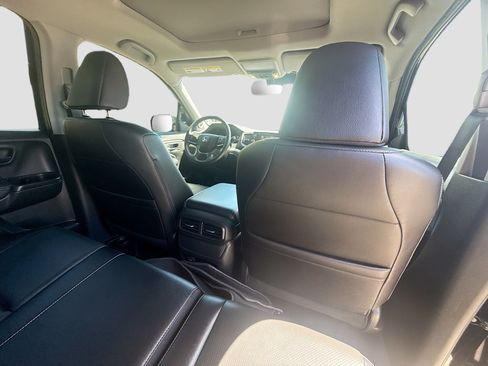 Certified 2025 Honda Ridgeline RTL image 29