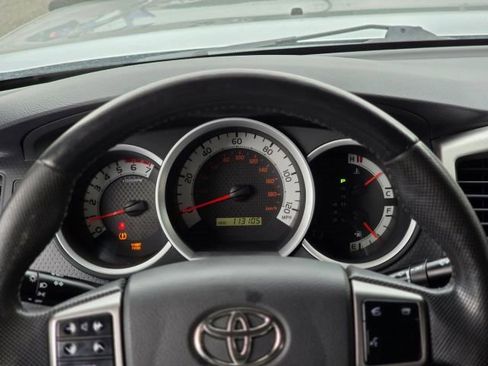 Used 2012 Toyota Tacoma 4x4 Double Cab image 12