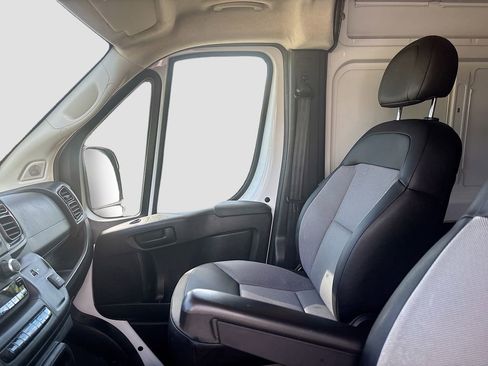 Used 2024 RAM ProMaster 2500 w/ Convenience Group FWD image 37