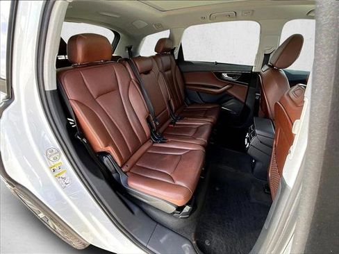 Used 2019 Audi Q7 3.0T Premium Plus w/ Premium Plus Package image 29