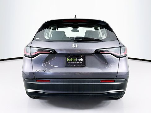 Used 2023 Honda HR-V LX image 7
