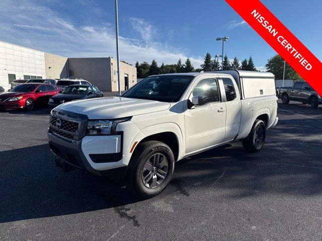 Certified 2025 Nissan Frontier SV AWD/4WD image 4