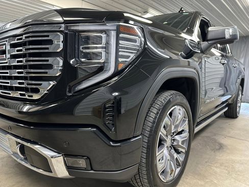 Used 2024 GMC Sierra 1500 Denali w/ Denali Reserve Package image 40