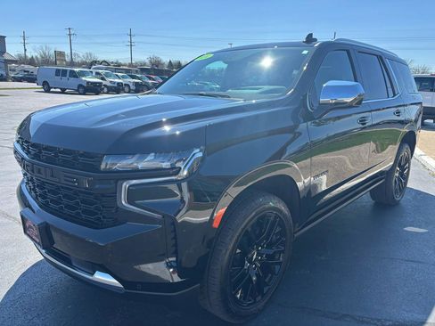 Used 2024 Chevrolet Tahoe Premier w/ Premium Package image 7