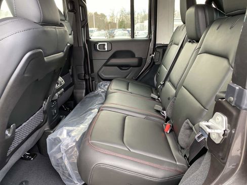 New 2026 Jeep Wrangler Unlimited Rubicon image 6
