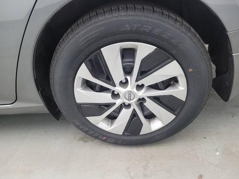 Used 2023 Nissan Altima 2.5 S FWD image 31