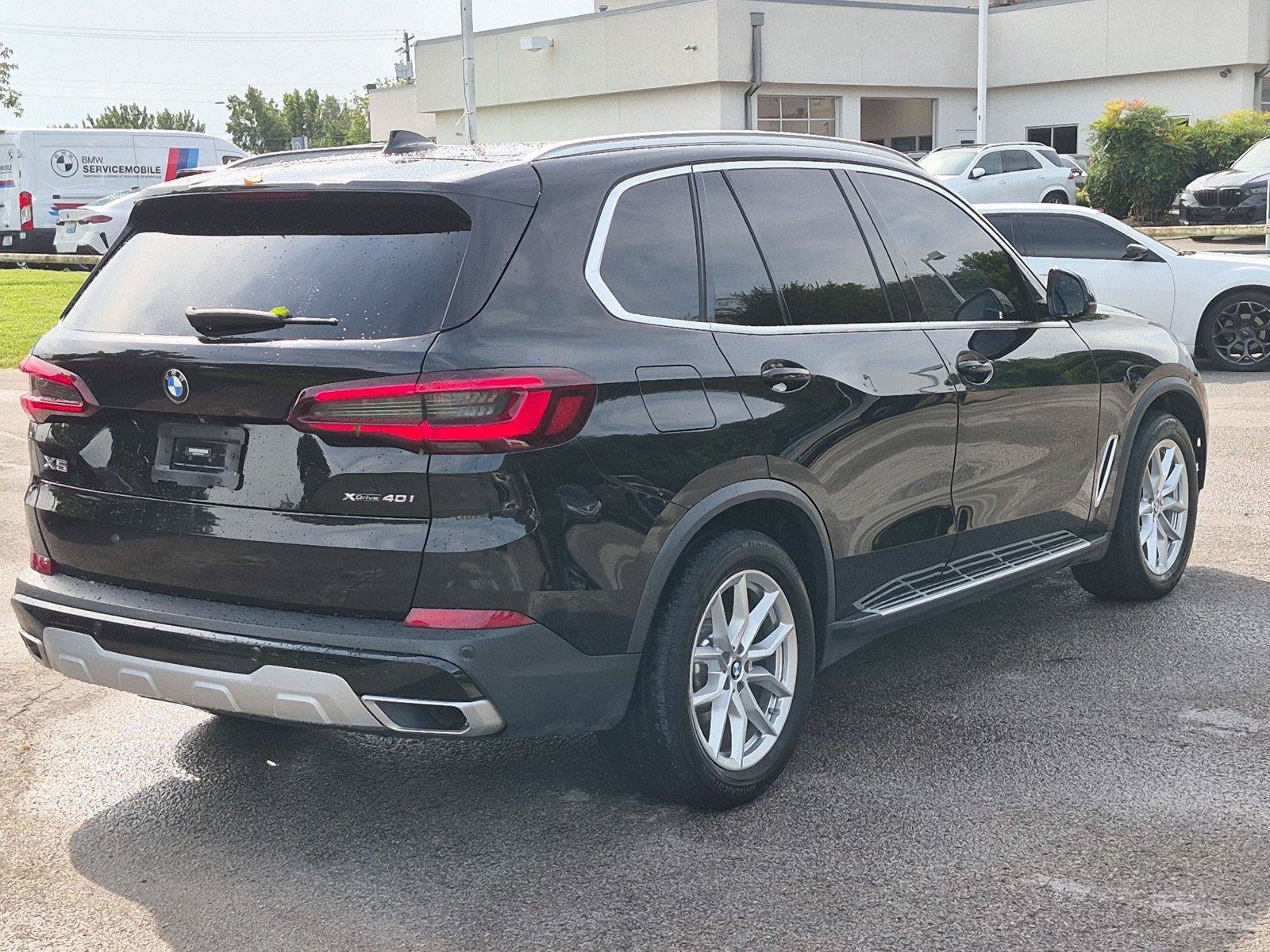 Used 2021 BMW X5 xDrive40i w/ Convenience Package AWD/4WD image 5