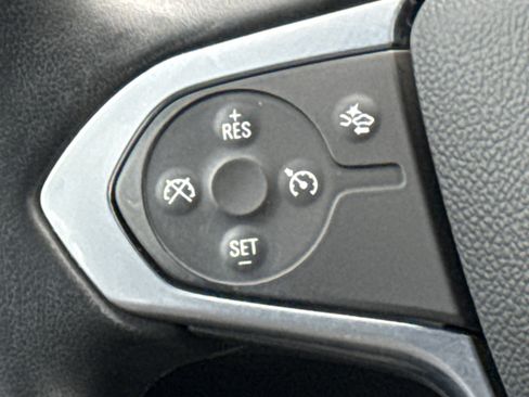 Certified 2023 Chevrolet Traverse LT image 19