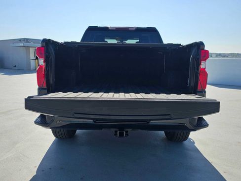 Used 2022 Chevrolet Silverado 1500 Custom RWD image 14