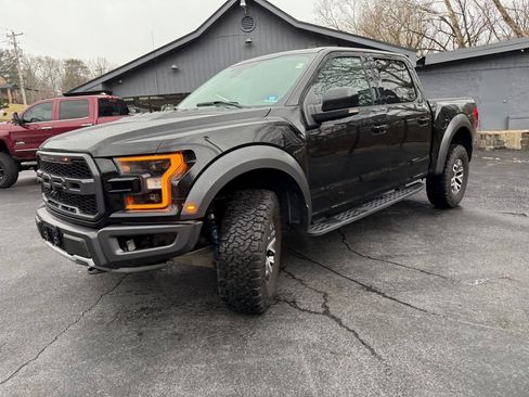 Used 2018 Ford F150 Raptor w/ Equipment Group 802A Luxury AWD/4WD image 14