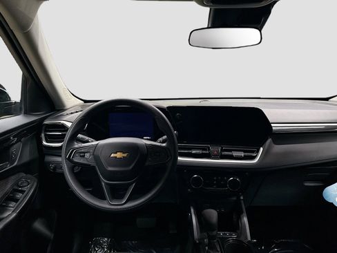 Certified 2025 Chevrolet TrailBlazer LT AWD/4WD image 23