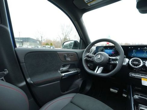 Certified 2026 Mercedes-Benz GLB 250 4MATIC image 21
