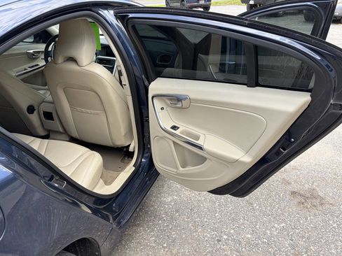 Used 2013 Volvo S60 T5 AWD/4WD image 17