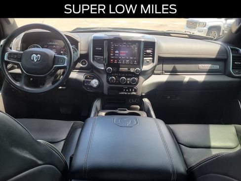 Used 2020 RAM 1500 Laramie AWD/4WD image 8