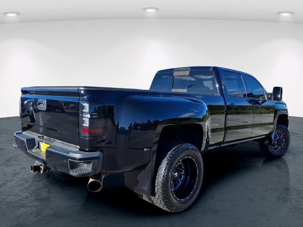 Used 2016 GMC Sierra 3500 Denali w/ Duramax Plus Package AWD/4WD image 6