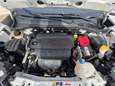 Used 2021 RAM ProMaster City Tradesman image 16