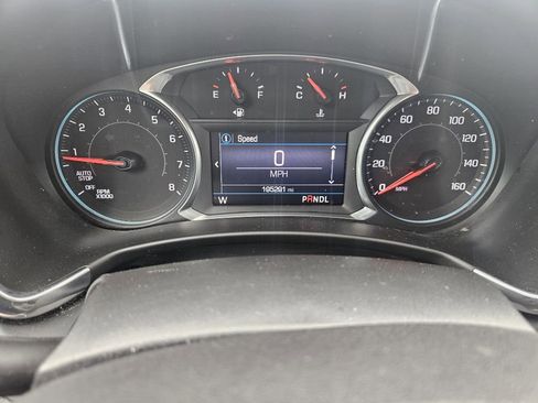 Used 2019 Chevrolet Equinox LT FWD image 21