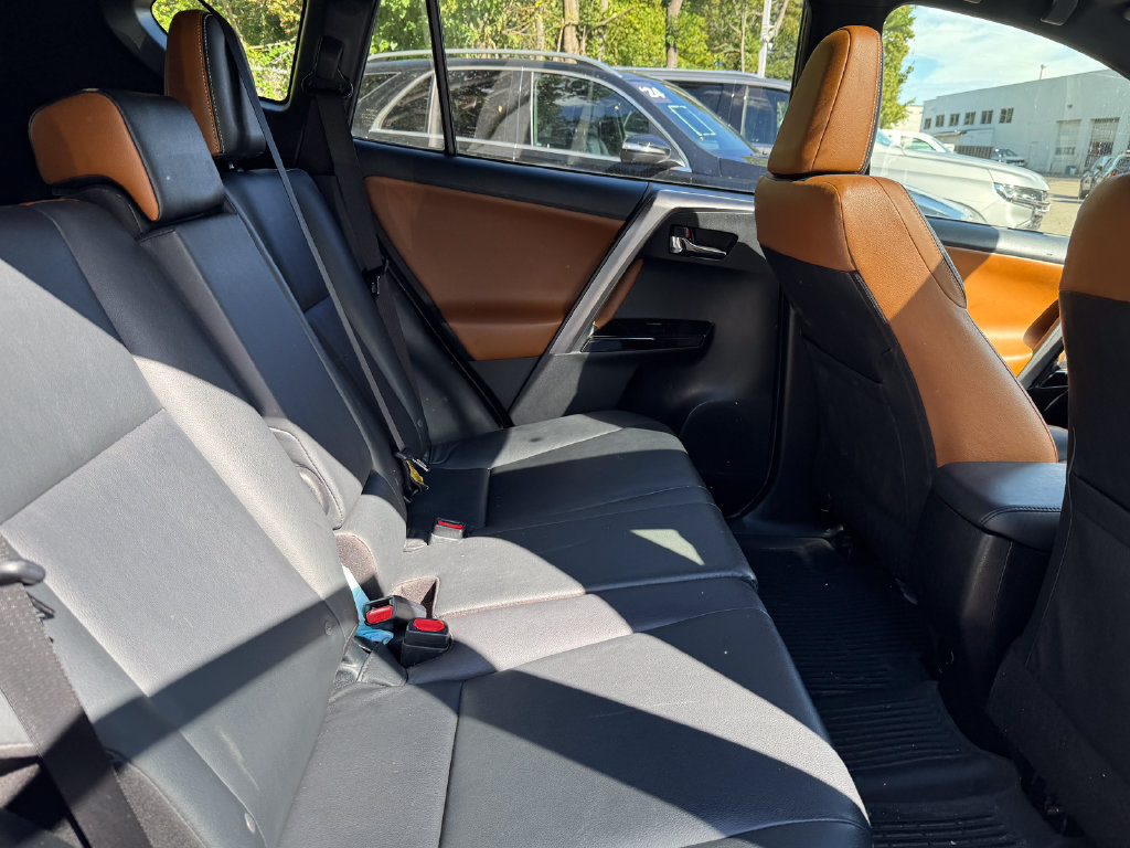 Used 2016 Toyota RAV4 SE AWD/4WD image 26