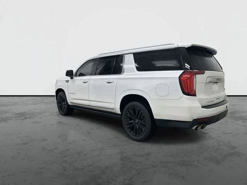 Used 2021 GMC Yukon XL Denali w/ Denali Premium Package RWD image 9
