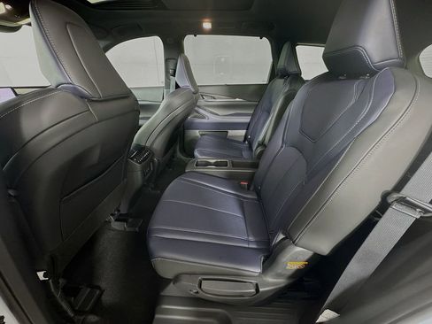 Used 2026 INFINITI QX60 Sport w/ Dark Cargo Package image 31