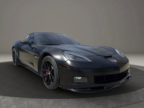 Used 2007 Chevrolet Corvette Z06 w/ Preferred Equipment Group RWD image 8
